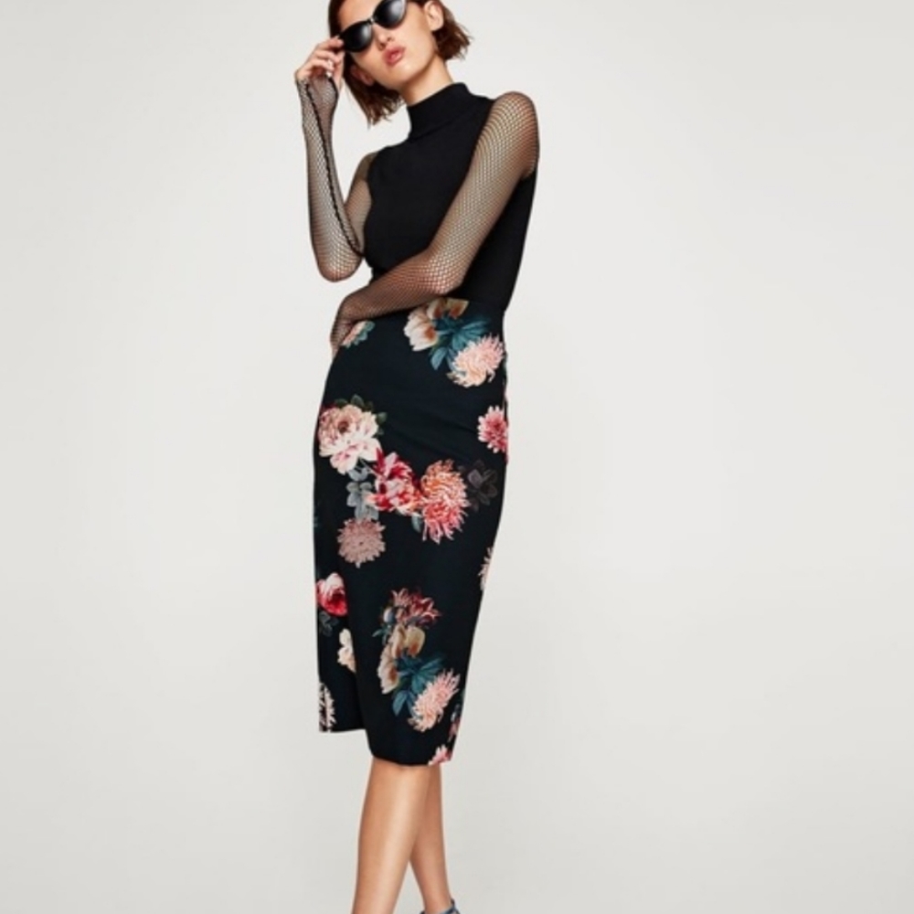 ✏Zara Pencil Skirt ✏